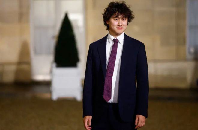 能一拆四小扎押注硅谷华人LeCun或已出局瓦力棋牌游戏Meta AI大洗牌!超级智(图2) 能一拆四小扎押注硅谷华人LeCun或已出局瓦力棋牌游戏Meta AI大洗牌!超级智(图2)